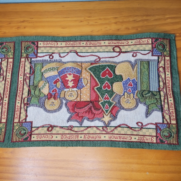 Vtg Beth Yarbrough Christmas Tapestry Table Runner Gingerbread Spices 12 X 72 - Picture 3 of 7